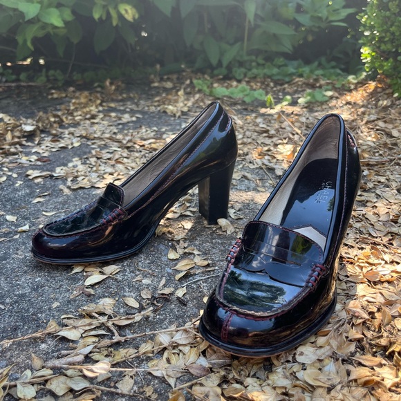 Michael Kors patent leather loafers block heels - Picture 6 of 9